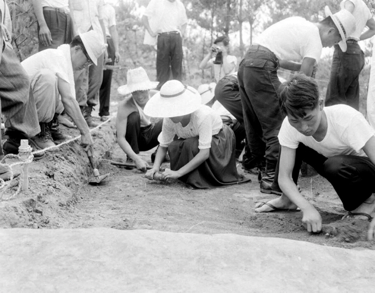 고려대학교 사학과 고적발굴현장