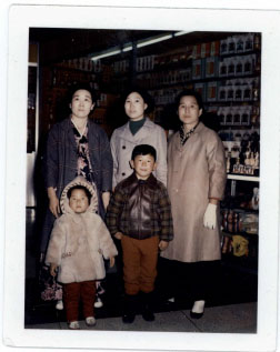 김포공항에서 가족들과의 모습