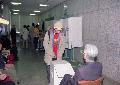 제16대 대통령 선거 투표를 하는 시민
