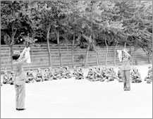 학도호국단 여학생 여군입소 훈련(1977, CET0058933(2-1)) 참고 이미지