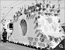 1956년도 유엔의 날 기념 꽃마차 썸네일 이미지