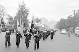 제4회 학생의 날 기념 시내 행진(1956, CET0064382(3-1)) 참고 이미지