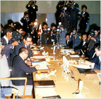 1972년 제1차 남북적십자 본회담 개최 장면(1972, 판문점)