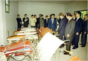 바츨라프 하벨 체코슬로바키아 대통령 새마을시범단지 시찰 모습(1992년)